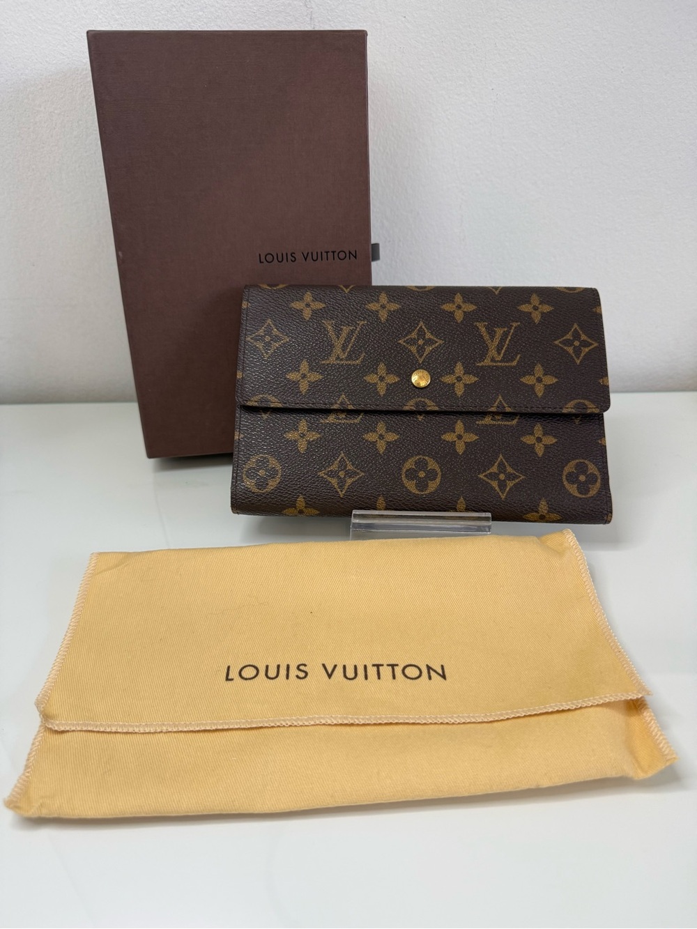 Louis Vuitton Monogram Pochette Passport Tri Fold